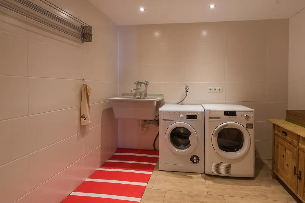 Ferienwohnung Elisa İnnsbruck 0*,  Avusturya